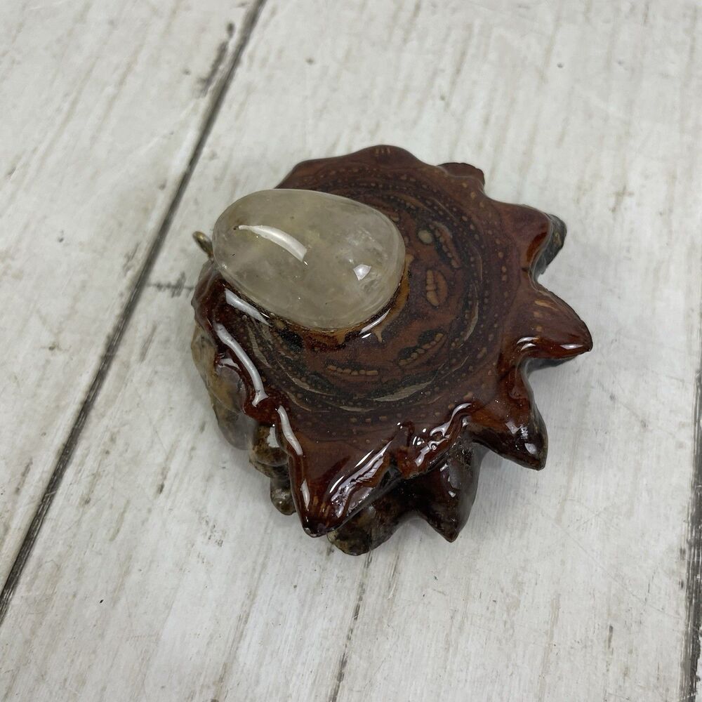 Third Eye Pinecone Pendant With Quartz Stone Center - Picture 2 of 8